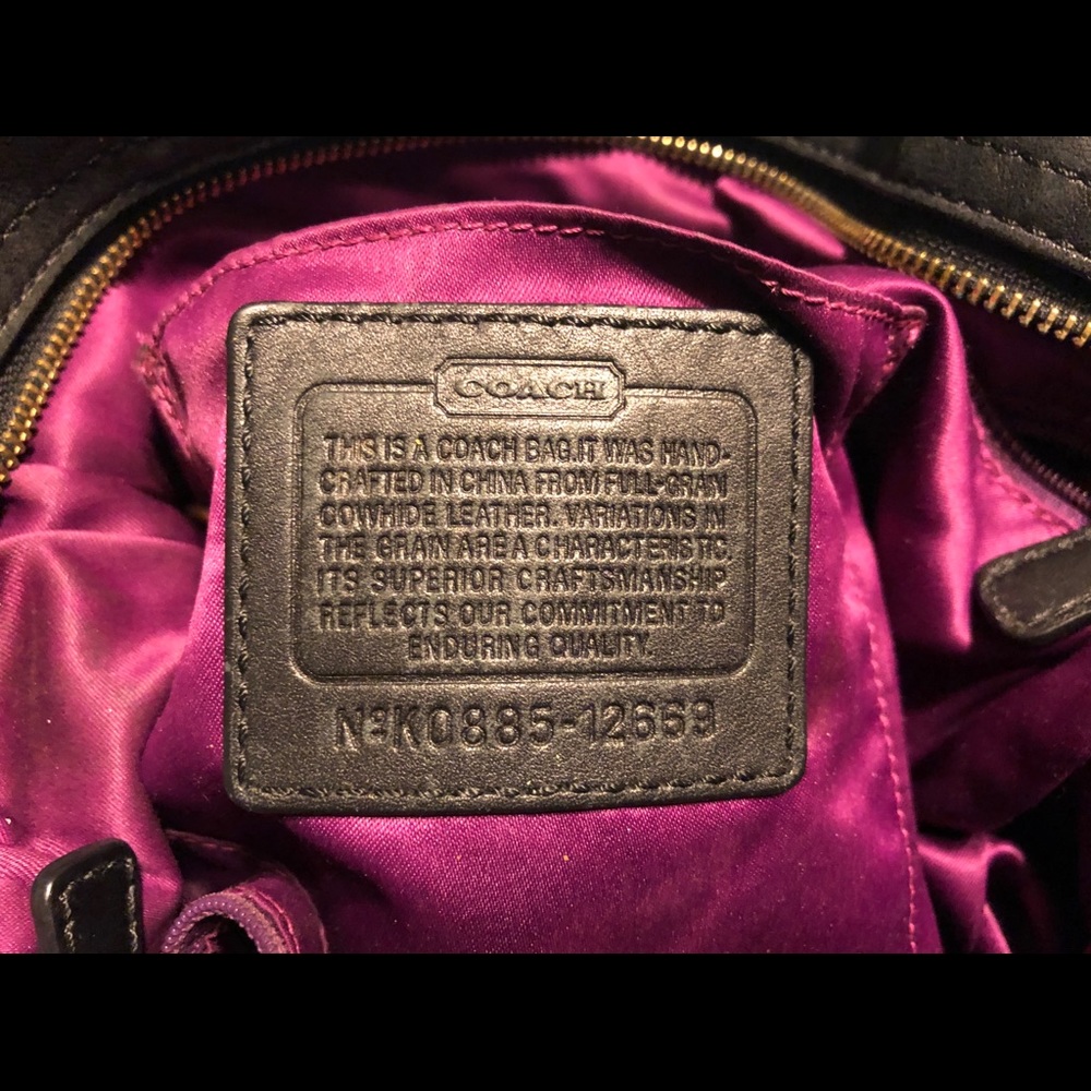 Authentic Large Coach Purse - Picture 2 of 4